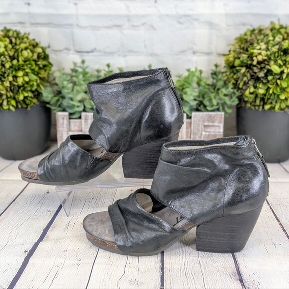 OTBT Patchouli Open Toe Bootie - Picture 5 of 9